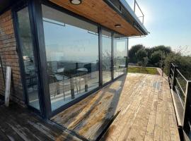 Yaldiz Chalet, hotel Batrunban