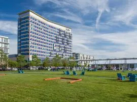 Aloft by Marriott Boston Seaport District