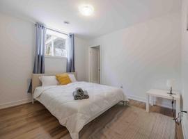 Cozy 2Bed Home 6 minutes to the FALLS!, hotel en Niagara Falls