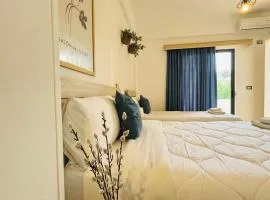 Villa White
