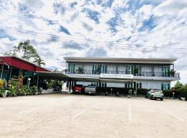 Parichat Bandung Hotel, hotel in Ban Dung