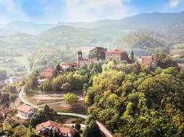 Castello di Casalborgone, Luxury Italian Castle Hotel