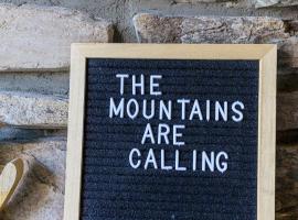 Summit at The Lodges of Canmore, hotel v destinaci Canmore