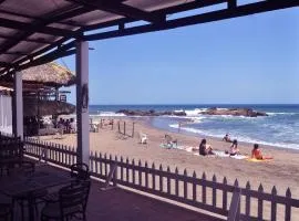 Playa Roca Beach Hotel