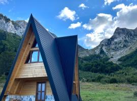 At the End of the World, ξενοδοχείο σε Andrijevica