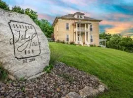 Elkader Jailhouse Inn