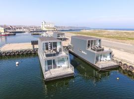 Nice Ship In Nexø With Wifi, hotel i Neksø