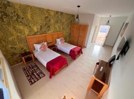 Fyndy Hotel Bir Gandouz, hotel v destinaci Aousserd