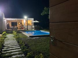 Casa de campo en Condominio, ξενοδοχείο σε San Vicente de Cañete