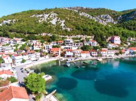 Apartmani Perić, hotel in Duboka