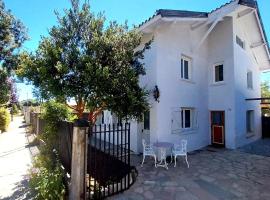 Casa central hostel、サン・カルロス・デ・バリローチェのホテル