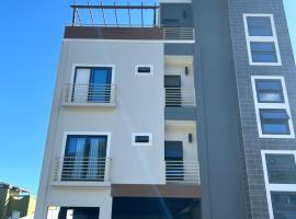 Queens Court Apt 1B, Hotel in Port of Spain