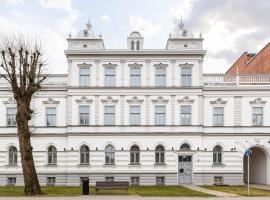 Roze Kurmajas Apartments, Hotel in Liepāja