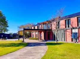 The Waimate Lodges