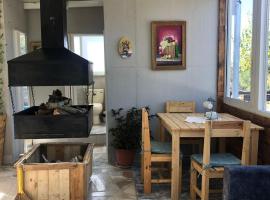 SkyBond, hotel di Badghān