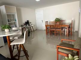 Quarto Compartilhado Bombinhas, hotel v destinaci Bombinhas