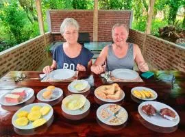 Monkey Jungle Cottage