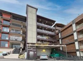 AH Grand Villa - Hotel Near Dalai Lama Temple