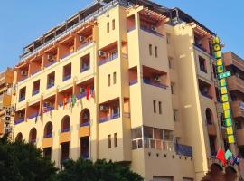 Hotel Tachfine, hotel in Marrakesh