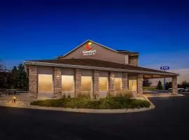 Comfort Inn & Suites Near University of Wyoming