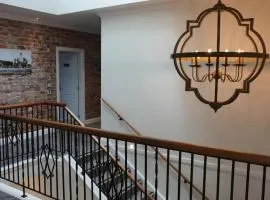 Tall Timbers Hotel