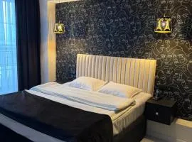 Lux Plaza Hotel EVN airport