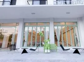 西双版纳回见江景酒店