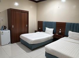 ديار العز للشقق المخدومة, khách sạn ở Sharurah