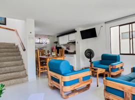 Villa Cataluña en Carmen de Apicalá, Hotel in Carmen de Apicalá