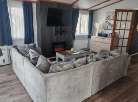 Dog Friendly 8 Berth Lodge, 600 Yard's From The Beach In Hunstanton, hotel v destinaci Hunstanton