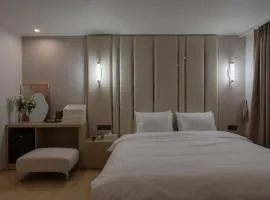 Vibe Hotel Gimhae Jangyu