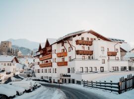 Kinderhotel Laderhof, hotel in Ladis