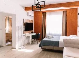 Hotel Platinum Lux