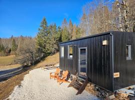 Tiny House dans les montagnes, JURA, hotel in Les Bouchoux