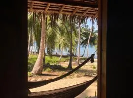 Lily's Beach Bungalows