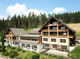 Auerhahn Bed and Breakfast - Black Forest - Waldhotel