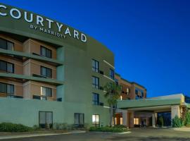 Courtyard by Marriott Jackson Airport/Pearl, ξενοδοχείο σε Pearl