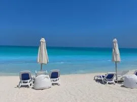 Azur One Eleven Hotel Alamein