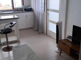 OCEAN VIEW APARTMENTs, Hotel in Belmont