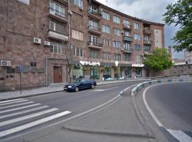 C&H guest house、エレバンのホテル