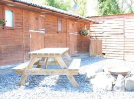 Private Heated Bedrooms at The Bunkhouse in Snowdonia Perfect for Bikers and Walkers, Hotel in Dolgellau