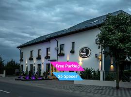 Burgundy、プロイェシュティのホテル