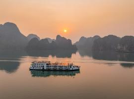 Indochine Grand Lan Ha Bay, hotel in Ha Long
