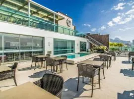 Arena Copacabana Hotel