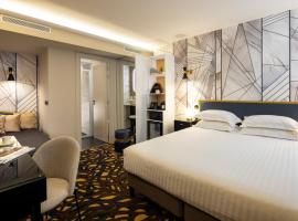 Hôtel Mondial, hotel en París