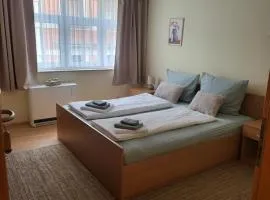 HOTEL RITTERS WEINSTUBEN kaffe restoran MERSEBURG