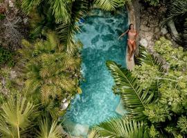 ANAND Ecoaldea, hotel en Puerto Morelos