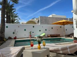 Maison d'hôtes Dar El Kahina Djerba, ξενοδοχείο σε Mezraya