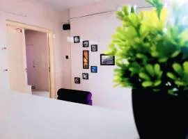 Little While global-Micro hotel- Backpacker friendly- near metro