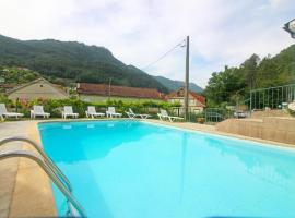 Serrana Gerês Inn, hótel í Geres